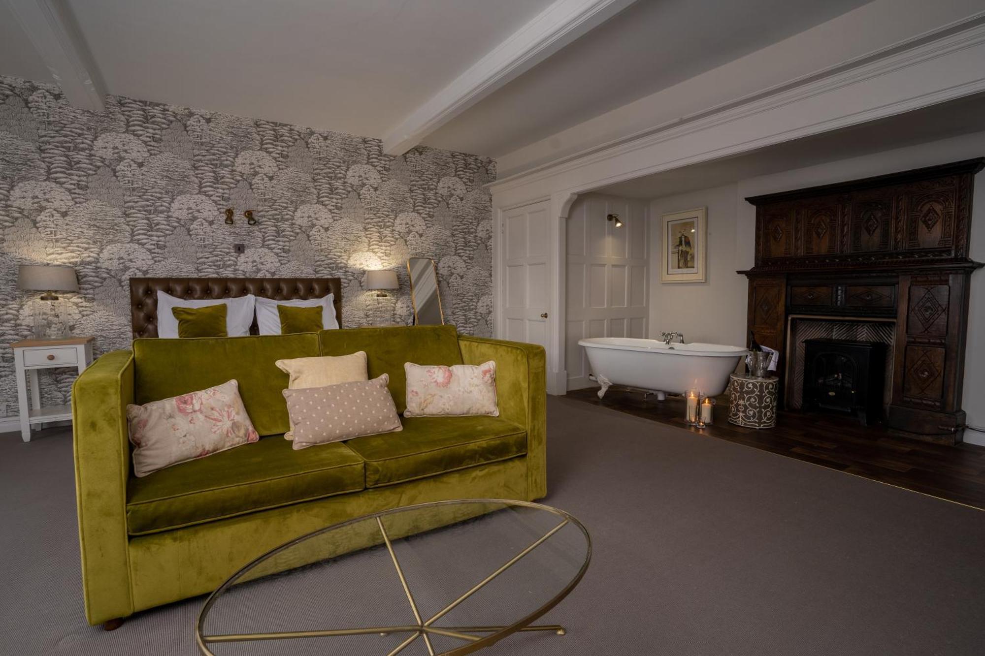 Stonehouse Court Hotel - A Bespoke Hotel Exterior photo